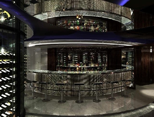 SAISON LOUNGE