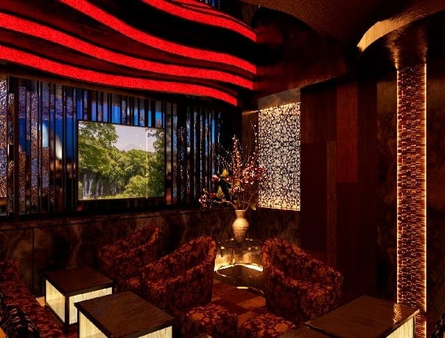 SAISON LOUNGE