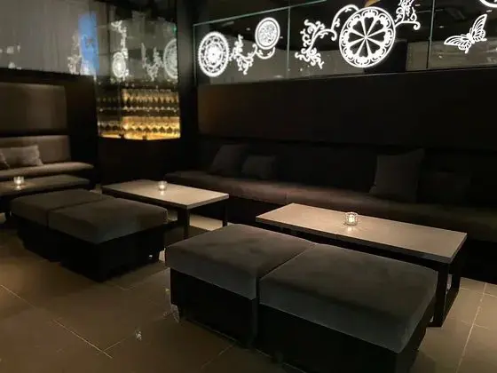 AKASAKA LOUNGE